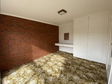 Geelong, Greater Geelong, Victoria - Parking