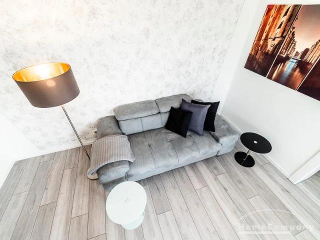 Quiet location with good access to the city center