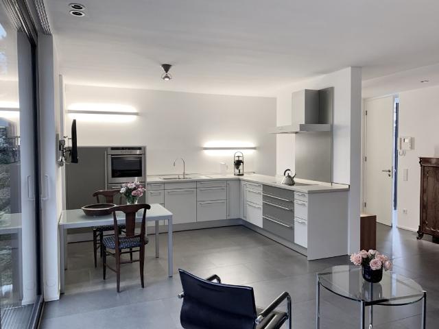 Quiet, Luxurious 2 room Apartment with Balcony, Koln Amsterdam Apartments for Rent