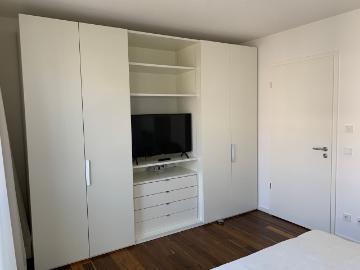 Quiet & luxurious 2 room apartment with underground parking space in Cologne, Koln Amsterdam Apartments for Rent