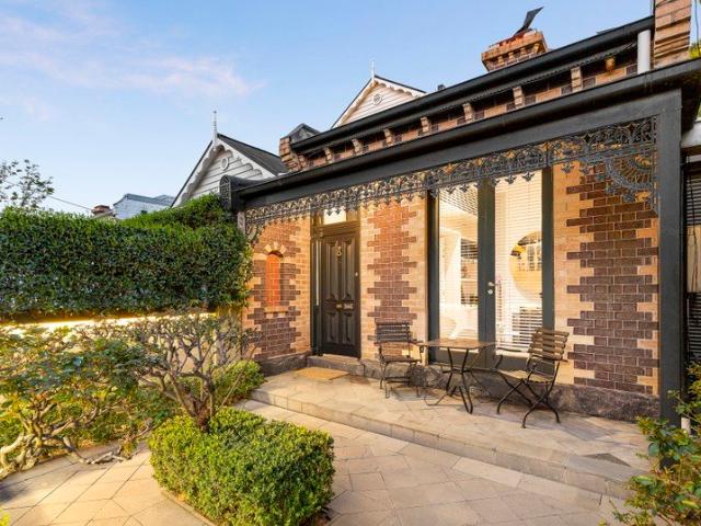 Quiet luxury in South Yarra's Domain