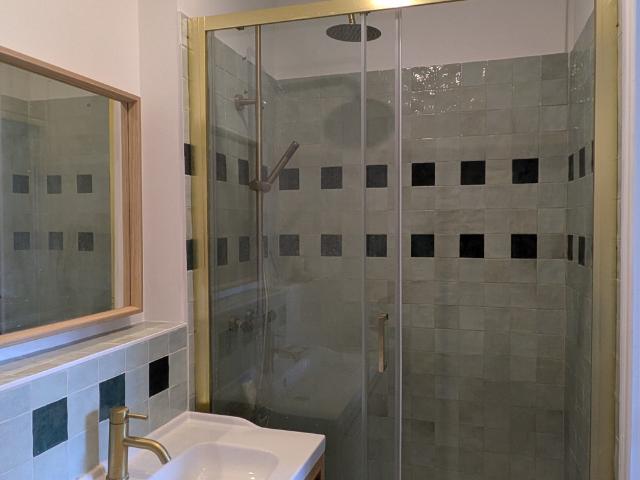 Quiet Marseille 2 bedroom apartment