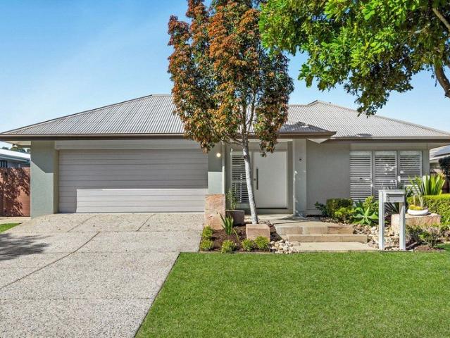 Quiet Mossvale Location With An Immaculate Family Home Ready For You To Move Into