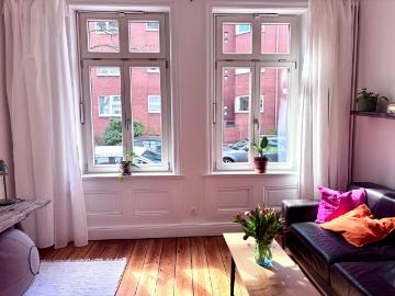 Quiet, Newly Renovated 2 Floor Apartment in Hamburg Altona