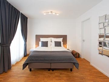 Quiet & nice apartment in Frankfurt am Main with balcony, Frankfurt Amsterdam Apartments for Rent