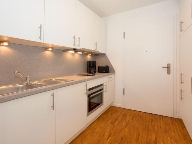 Quiet & nice apartment in Frankfurt am Main with balcony, Frankfurt Amsterdam Apartments for Rent