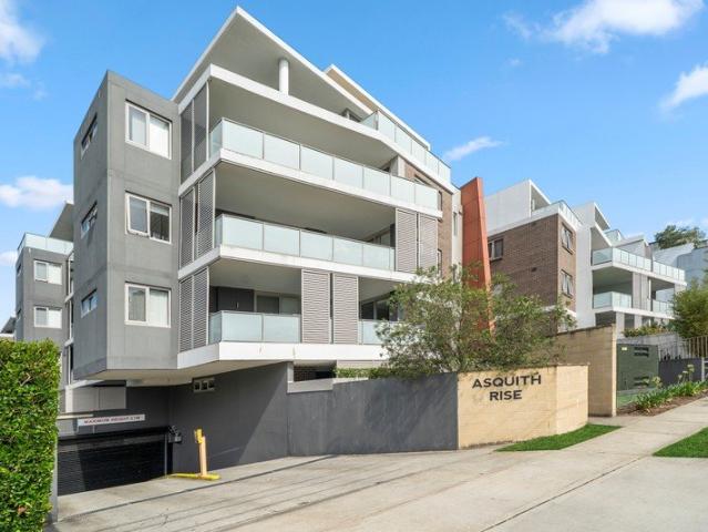 Quiet North Facing Balcony in an Ultra Convenient Location