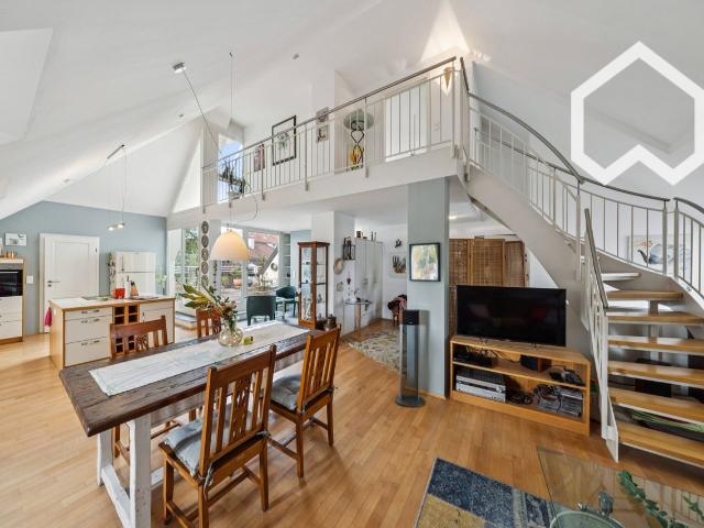Quiet penthouse apartment with large roof terrace, Munchen Amsterdam Apartments for Rent