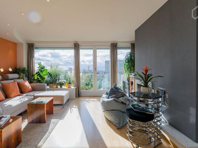 Quiet Penthouse in Charlottenburg incl. private parking, Berlin Amsterdam Apartments for Rent