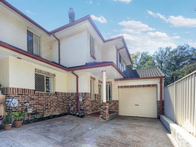Quiet & Private 147sqm Family Home | Wraparound Courtyard