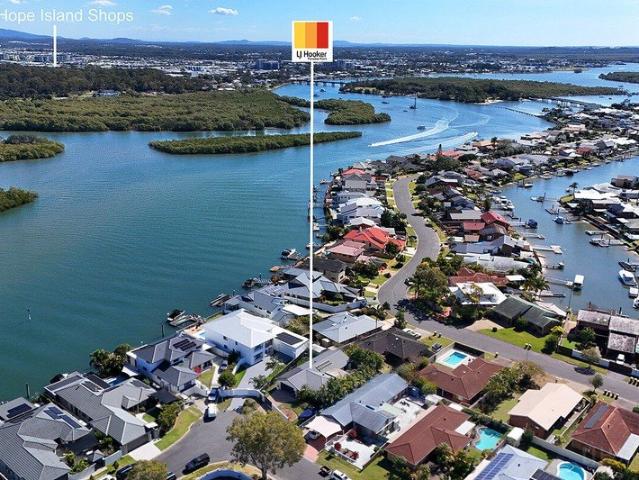 Quiet Street Coastal Luxury in Paradise Point Fully renovated and perfectly positioned on Lakefield Crescent
