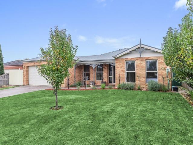 Quiet Street in Convenient Location