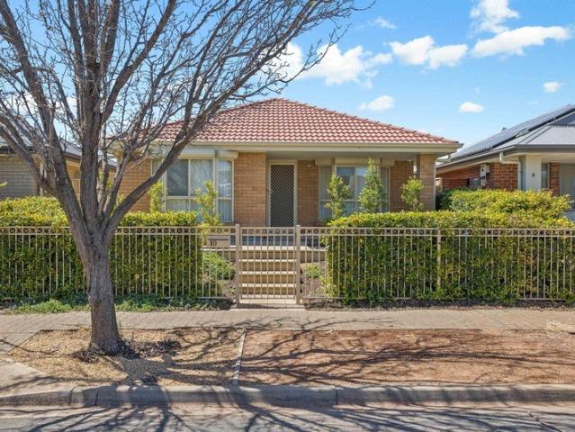 Quiet Street With Effortless Living