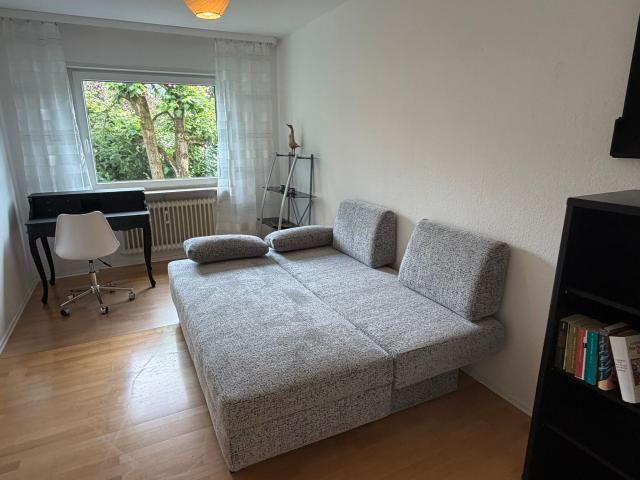 Quiet suite close to city center