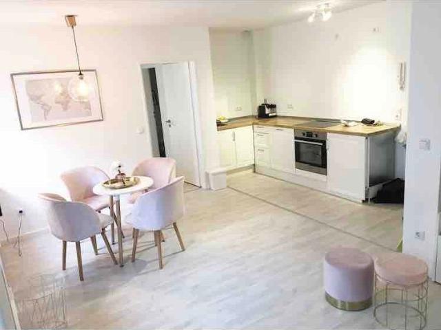 Quiet suite in Mitte, Bremen Amsterdam Apartments for Rent