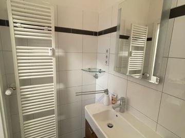 Quiet superior apartment in the very center of Brühl
