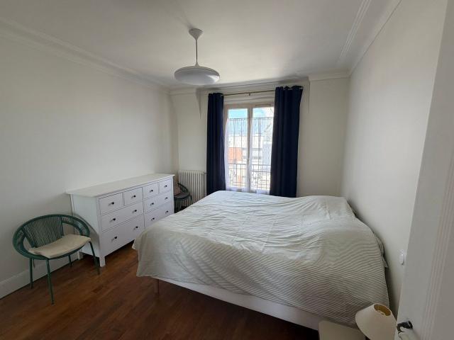 Quiete, bright and refurbished appartment in Paris, Paris Amsterdam Apartments for Rent