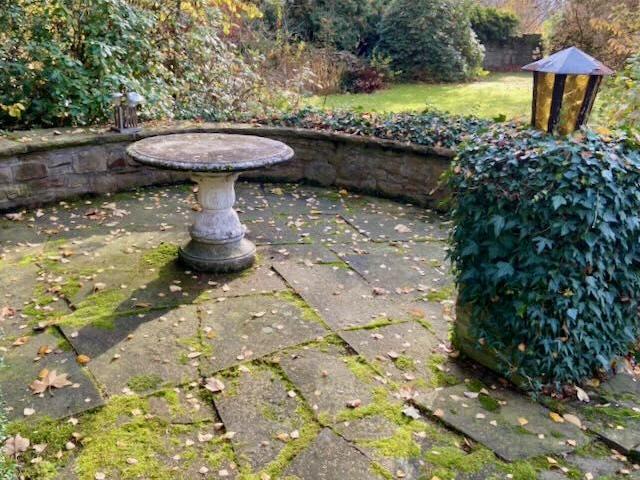 Quietly located apartment with garden in Essen, Essen Amsterdam Apartments for Rent