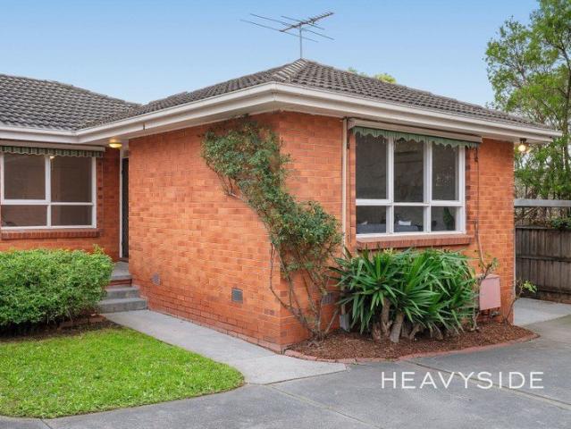 Quietly positioned 2 Bed Villa | Fully Refurbished | English Counties Estate