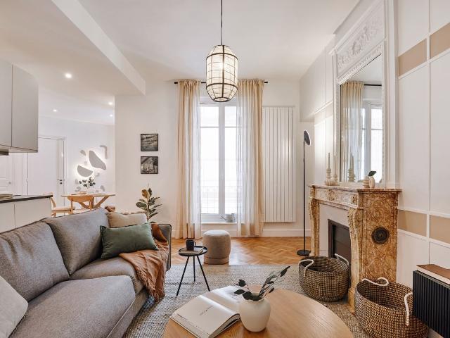 Quilo 1 bedroom in Archives, Paris Amsterdam Apartments for Rent