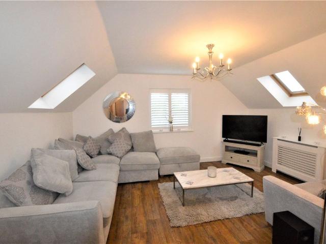 Quilters Place, Eastnor Road, New Eltham, London SE9, 2 bed flat to rent, £1,850 pcm | PrimeLocation
