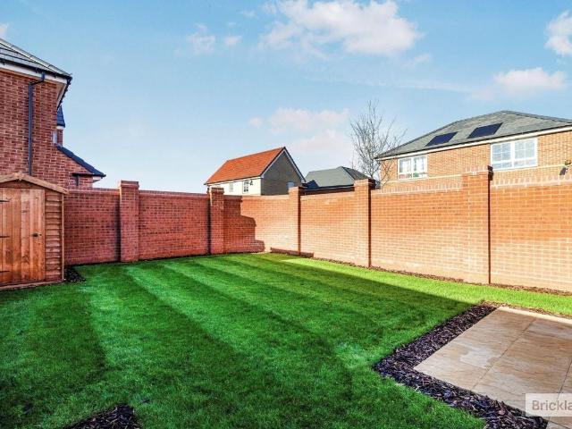 Quince Close, Peterborough PE7, 3 bed property to rent, £1,500 pcm | PrimeLocation