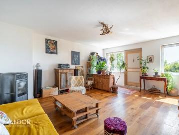 Quincieux – T4 avec grand jardin indépendant, garage et atelier