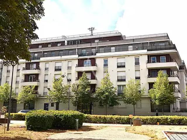 Quincy sous Sénart 91480 Achat / Vente appartement 3 pièces t3 terrasse parking