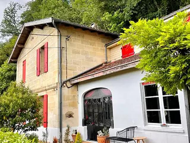 Quinsac 33360 Location maison 5 pièces t5 au dernier étage