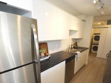 Apartment for rent in Halifax - Parking