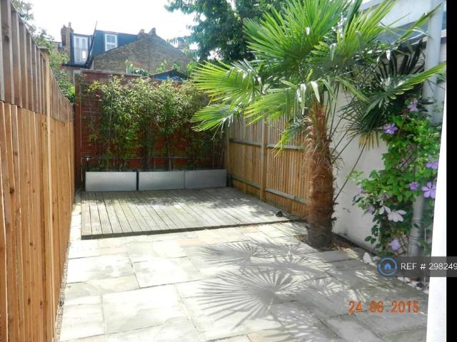 Quinton Street, London, SW18 3 bed maisonette to rent £3,290 pcm £759 pw