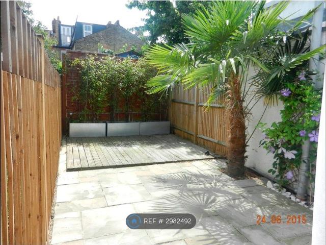 Quinton Street, London SW18, 3 bed maisonette to rent, £3,500 pcm | PrimeLocation