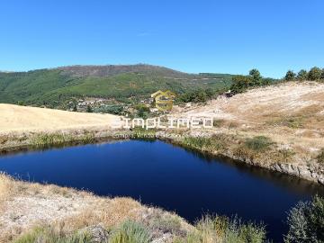 Quinta 12 Hectares com 2 Lagos e Vistas Panorâmicas