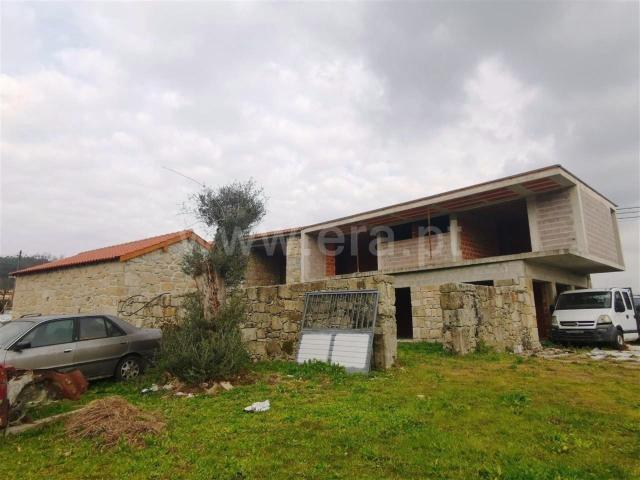 Quinta 381m² Briteiros Santo Estêvão