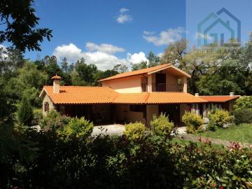 Quinta c/ casa Habitação em Sarzedo cerca 6 mil m2