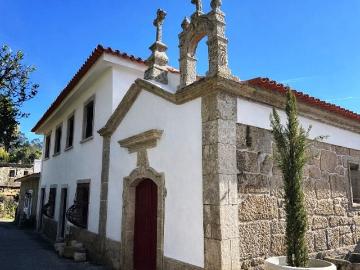 Quinta com muito charme, Casa Senhorial e capela, Tondela 244m² Castelões