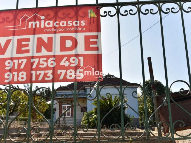 QUINTA COM MORADIA T3 ISOLADA
