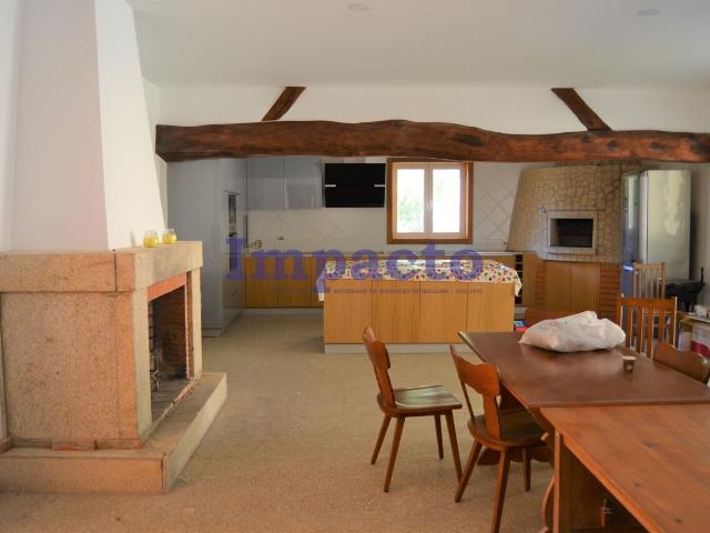 Quinta com moradia T6 em Fajões, Oliveira de Azeméis