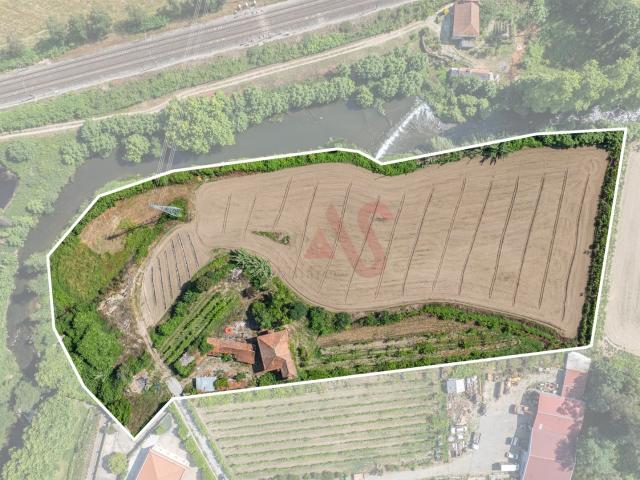 Quinta com acesso direto ao rio em Penafiel | 14.698 m² 190m² Castelões De Cepeda