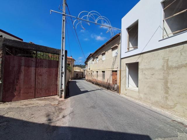 Quinta com anexos, Anadia Vila Nova de Monsarros