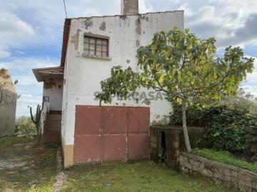 Quinta em Quintas da Torre com casa de Habitação