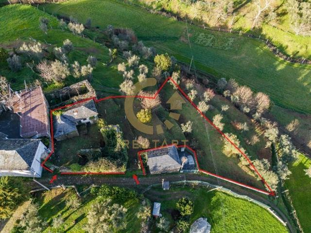 Quinta com casa em Canelas Arouca junto ao Passadiço do Paiva, para restauro