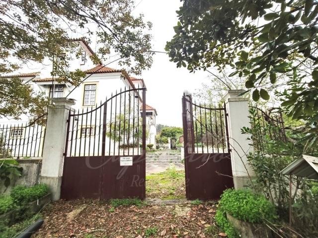 Quinta com casa Senhorial, ideal para Al, ou Hostel, Ourém!
