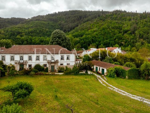 Quinta com casa senhorial recuperada em Arganil Coimbra