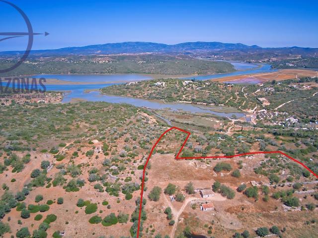 Quinta com casas junto ao rio arade para venda em Lagoa