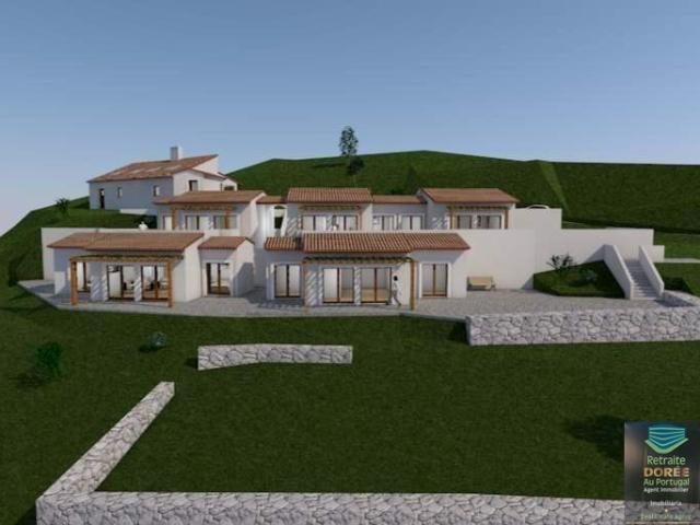 Quinta com projeto aprovado para Agroturismo inclui a construção de 5 moradias térreas 2 V2 + 3 V1 mais a casa de Pedra tipica algarvia existente no local!