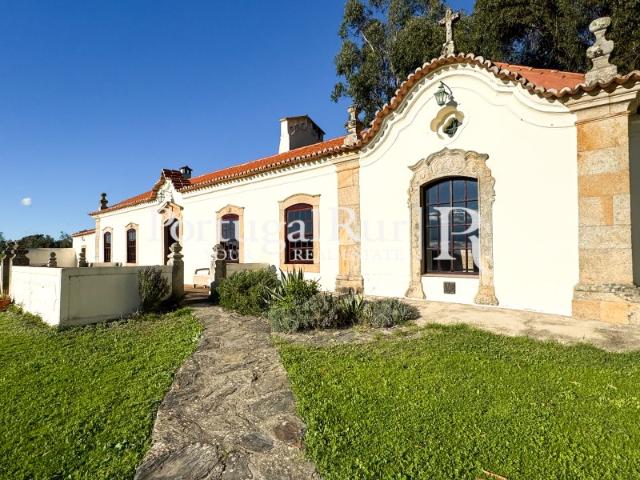 Quinta com Solar Barroco Propriedade Histórica 7.6 hectares