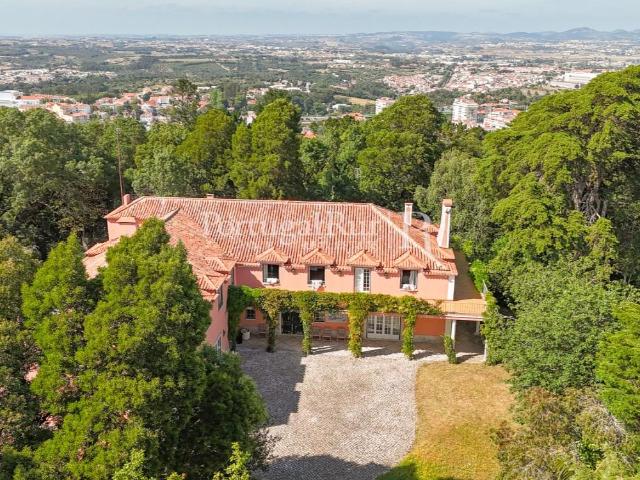 Quinta com Solar do Sec. Xx na zona de Sintra 858m² Agualva e Mira Sintra