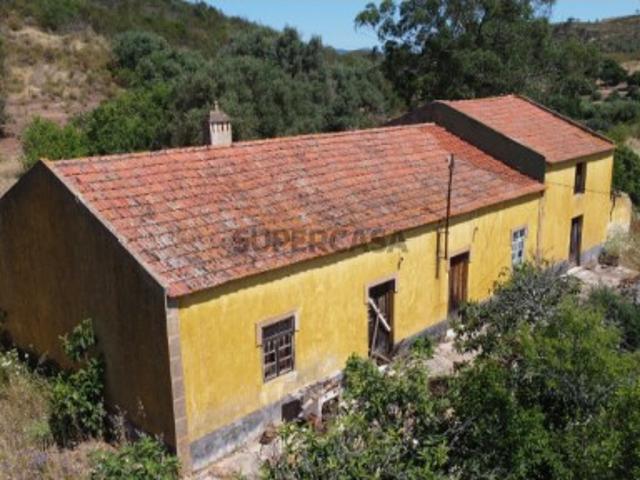 Quinta com Terreno em Silves Oportunidade com Potencial de Investimento