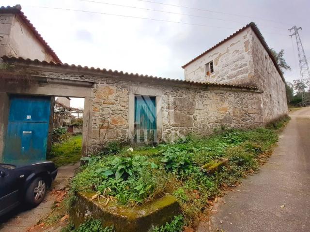 Quinta com terreno para construção Darque